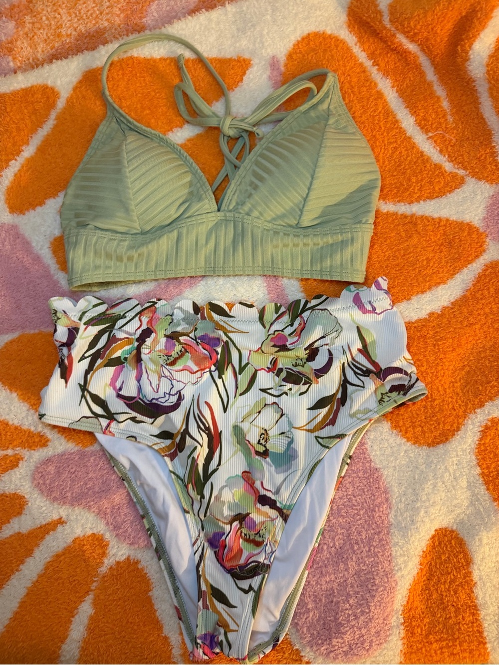 Bikini Top with Floral High-Waist Bottom Set Size M